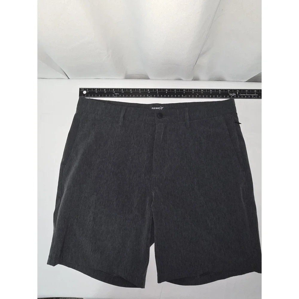 Old Navy Active Men's Grey Gray Performance Shorts Size 34